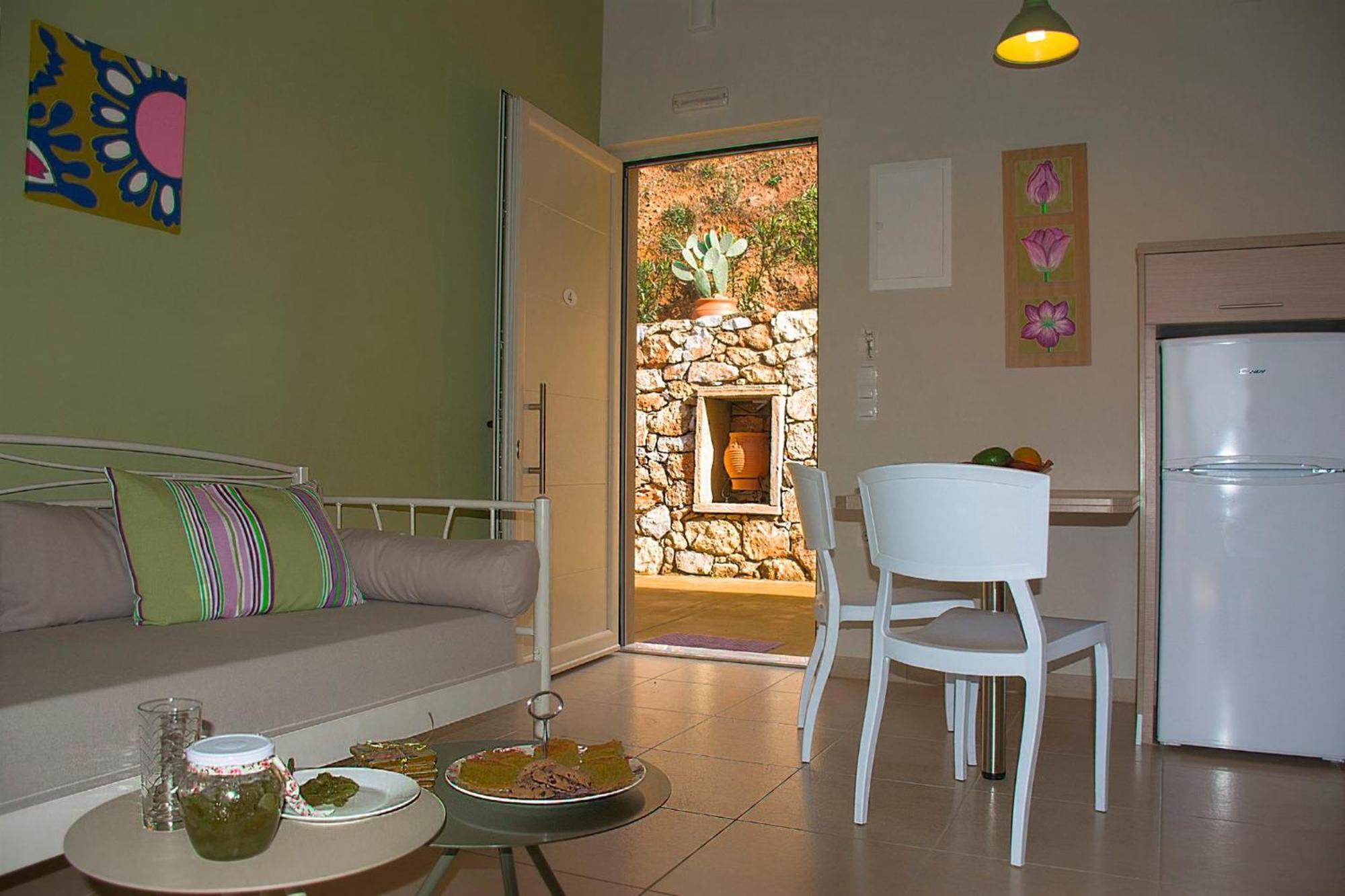 Aksos Suites Accessible Accommodation Agia  Exterior foto